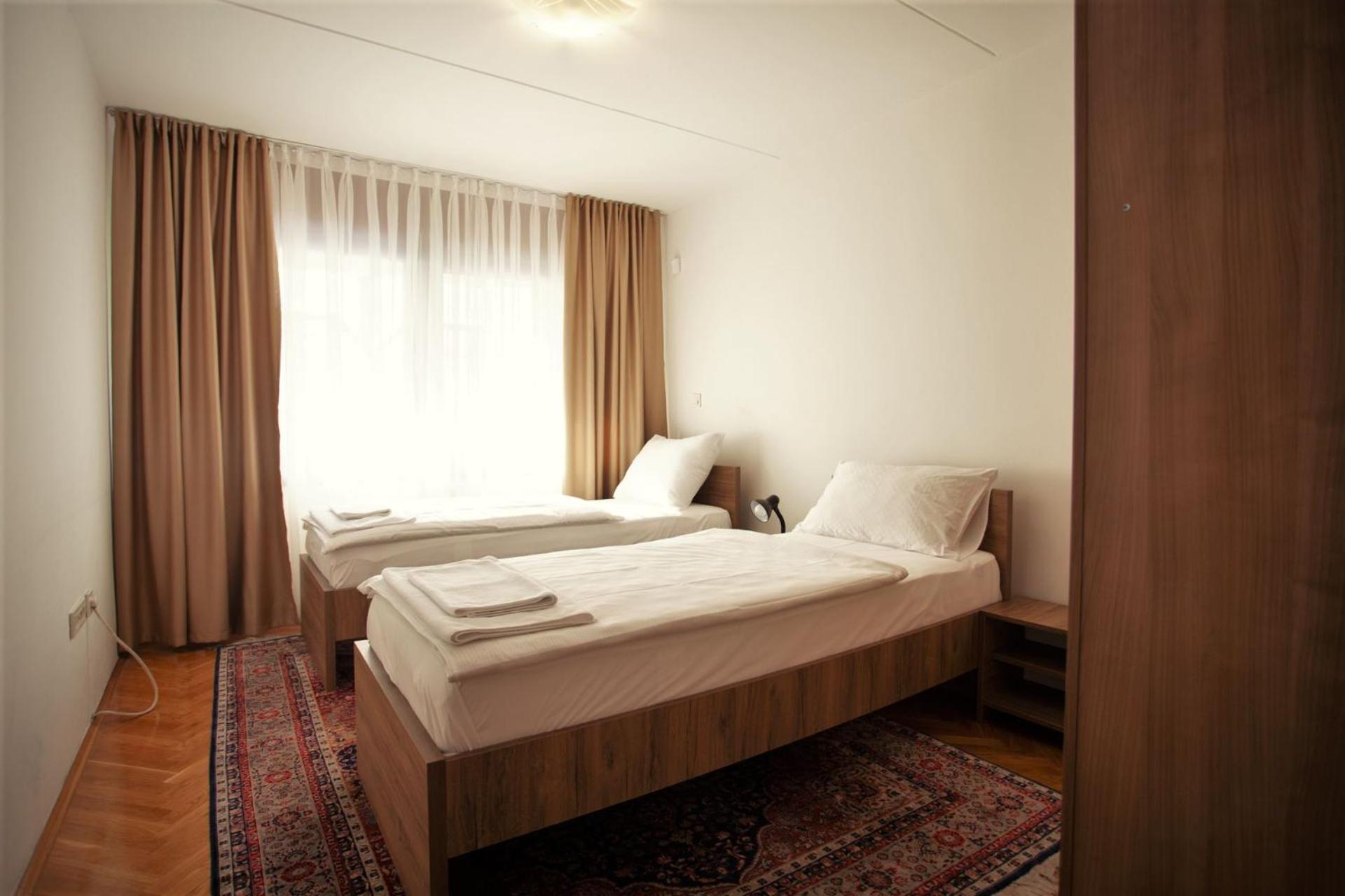 The Parrots Nest Apartment Сараево Екстериор снимка